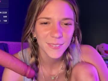 oliviahansleyy's chat room