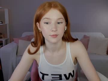 leahsthetics's chat room