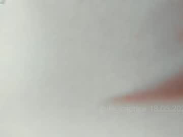cute_caprice's chat room