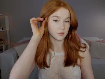 leahsthetics's chat room