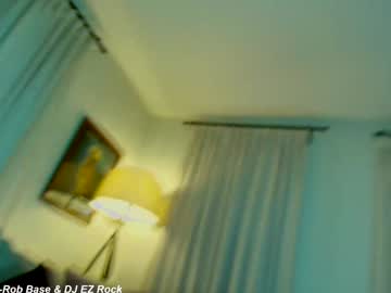 x_lily_x's chat room