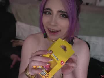 crimsonkitten's chat room