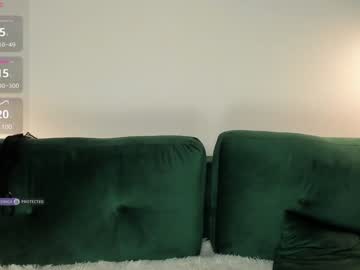 intrigueeme's chat room