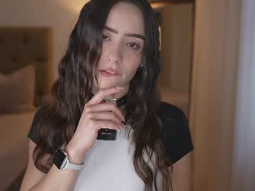 emyii's chat room