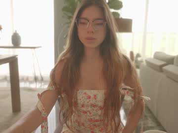 emma_lu1's chat room