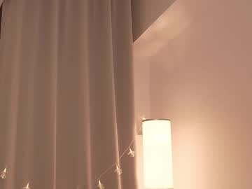 april_blush's chat room