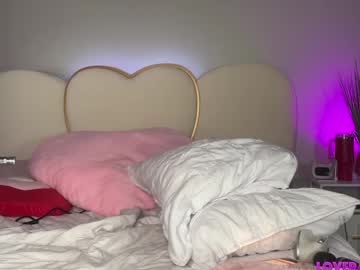 saraloverays's chat room