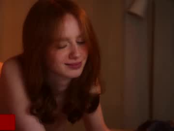 lizzy_blaze's chat room