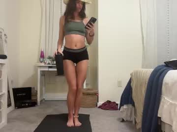 yourgirlnicolexo's chat room