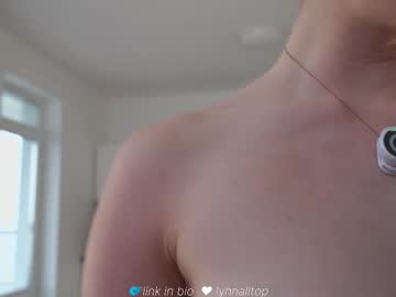lynnalltop's chat room