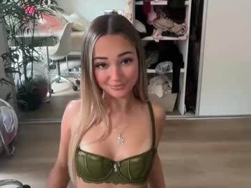 luvlivvyy's chat room