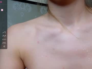 cute_fox_girl's chat room