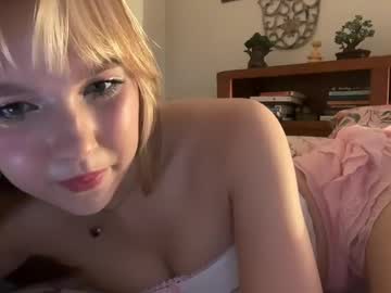 kittengirlxo's chat room