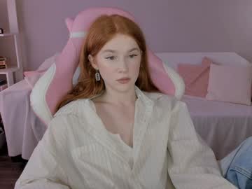 leahsthetics's chat room