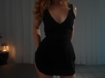 alisonrouge's chat room