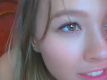 _demi_dee_'s chat room