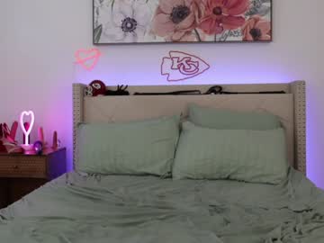 ari_lovexo's chat room