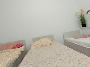 ehotlovea's chat room
