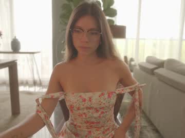 emma_lu1's chat room