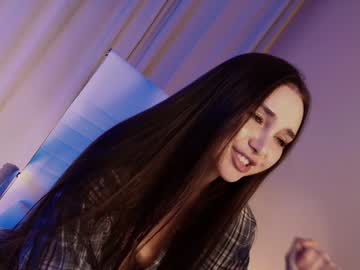 hollyextra's chat room
