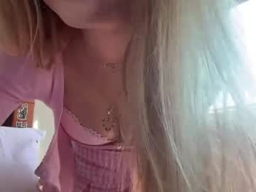 kittengirlxo's chat room