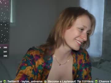 laylas_universe's chat room