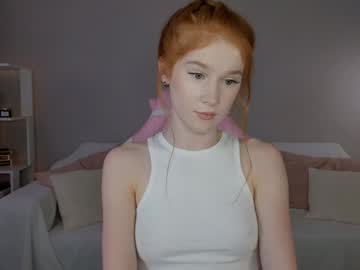 leahsthetics's chat room