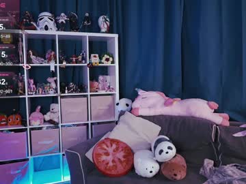 madnessalise's chat room
