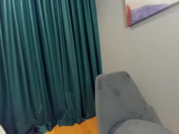 ehotlovea's chat room