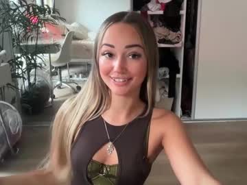 luvlivvyy's chat room