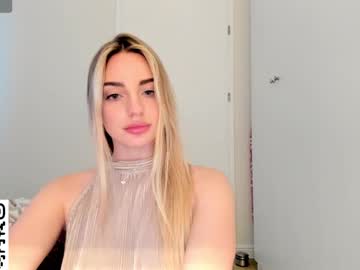 nicole_blueberry's chat room