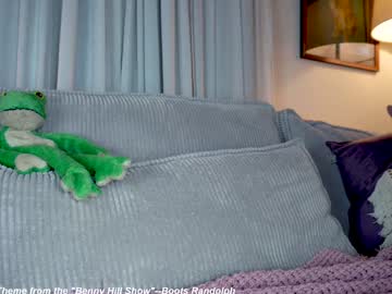 x_lily_x's chat room