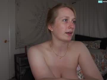 laylas_universe's chat room