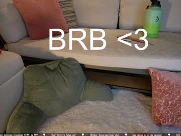 vivid_whit's chat room