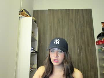 lindabluee's chat room