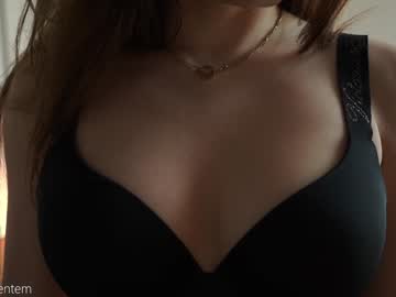 ms_seductive's chat room