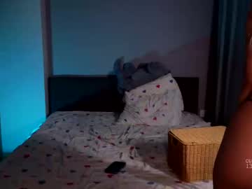 cutieeeeva's chat room
