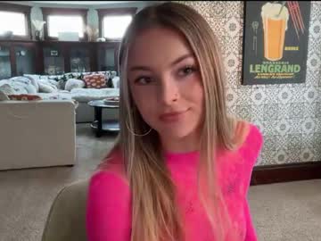 andreaelizabethxo's chat room