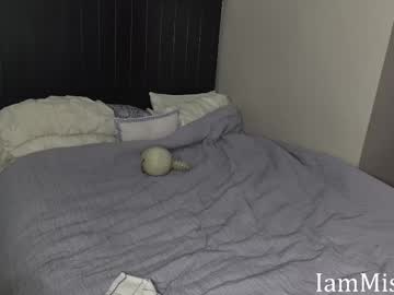 iammisstery's chat room