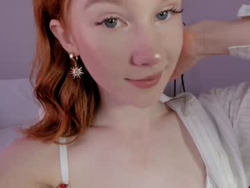 leahsthetics's chat room