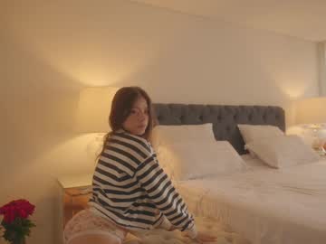 emma_lu1's chat room