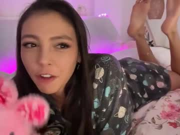 keirasworld's chat room