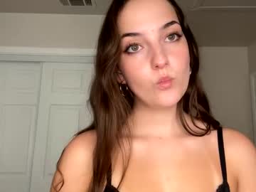 kiaraxoxo's chat room