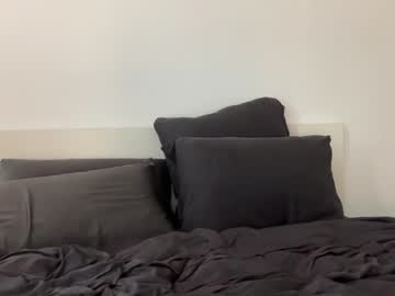 emillyyyx's chat room