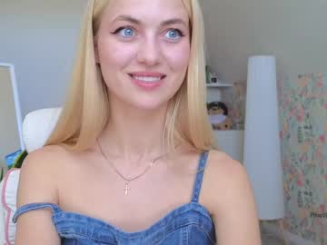 brilliantvictoria's chat room