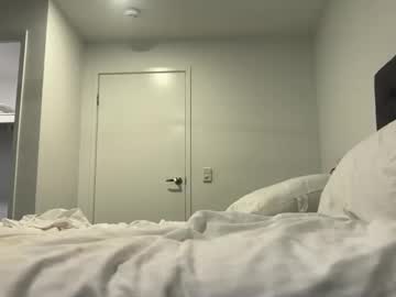 naomirhoades's chat room