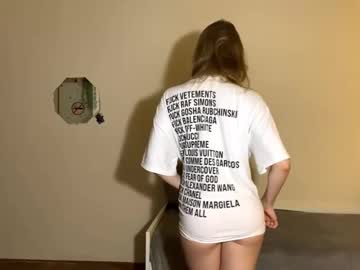 gwendolynharkey's chat room