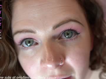 fiery_redhead's chat room