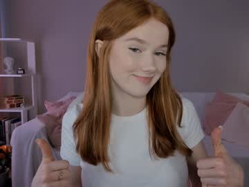 leahsthetics's chat room
