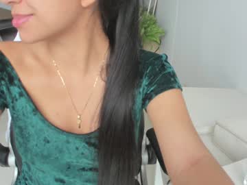 emillybrowm's chat room